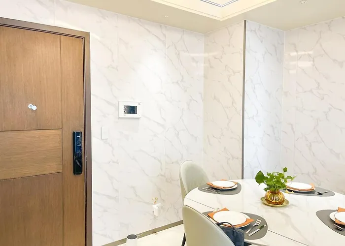 Luxurious 2br With Bay Sunset Ii 6pax Apartment