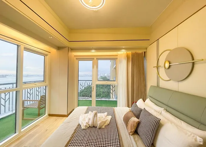Luxurious 2br With Bay Sunset Ii 6pax Apartment