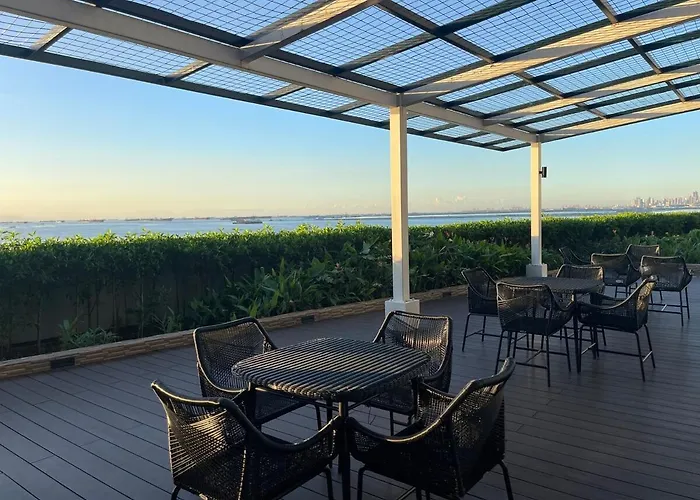 Luxurious 2br With Bay Sunset Ii 6pax * Manila
