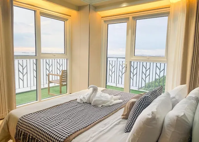 Luxurious 2br With Bay Sunset Ii 6pax Apartment