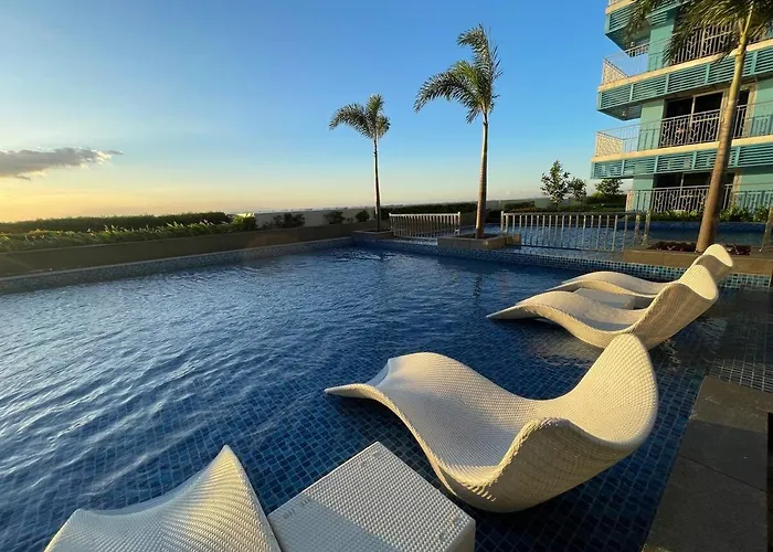 Luxurious 2br With Bay Sunset Ii 6pax Apartment Manila