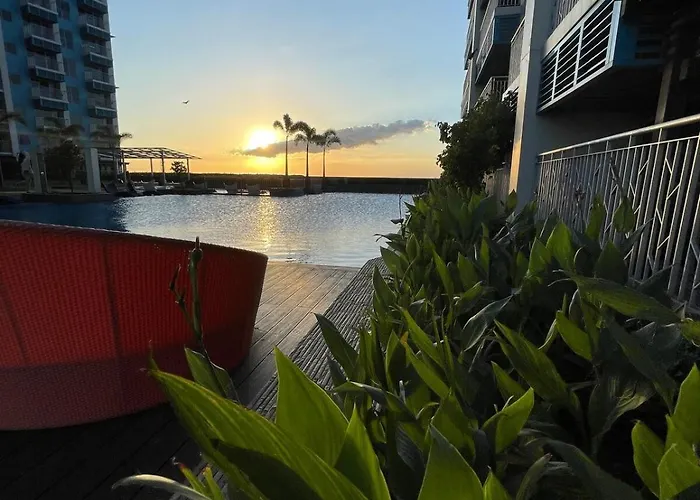 Luxurious 2br With Bay Sunset Ii 6pax Apartment Manila